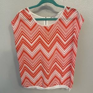 Collective Concepts size M orange/white shirt sleeve blouse